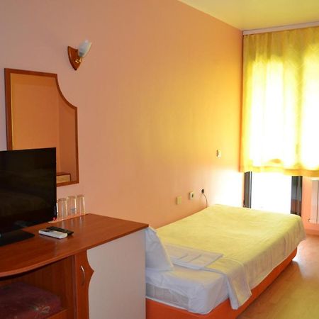 Hotel Perla Горна-Оряховица Экстерьер фото