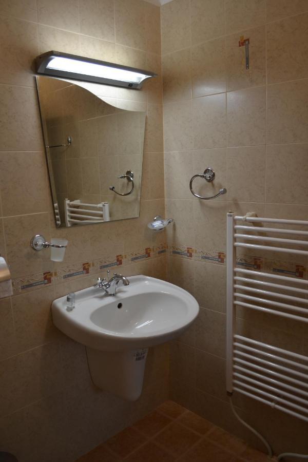 Hotel Perla Горна-Оряховица Экстерьер фото