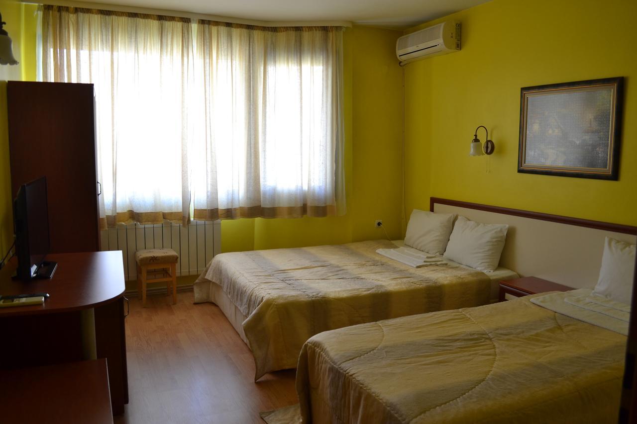 Hotel Perla Горна-Оряховица Экстерьер фото