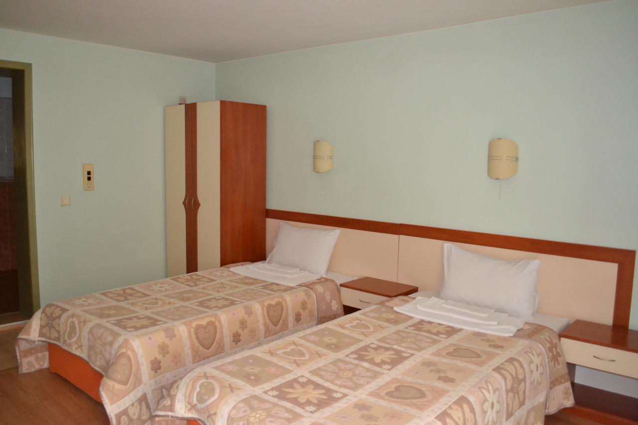 Hotel Perla Горна-Оряховица Экстерьер фото